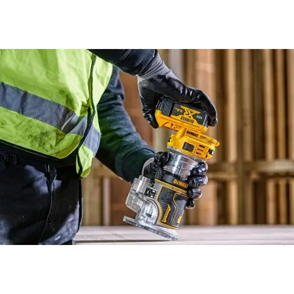 Аккумуляторный кромочный фрезер DEWALT DCW600N | Инструменты