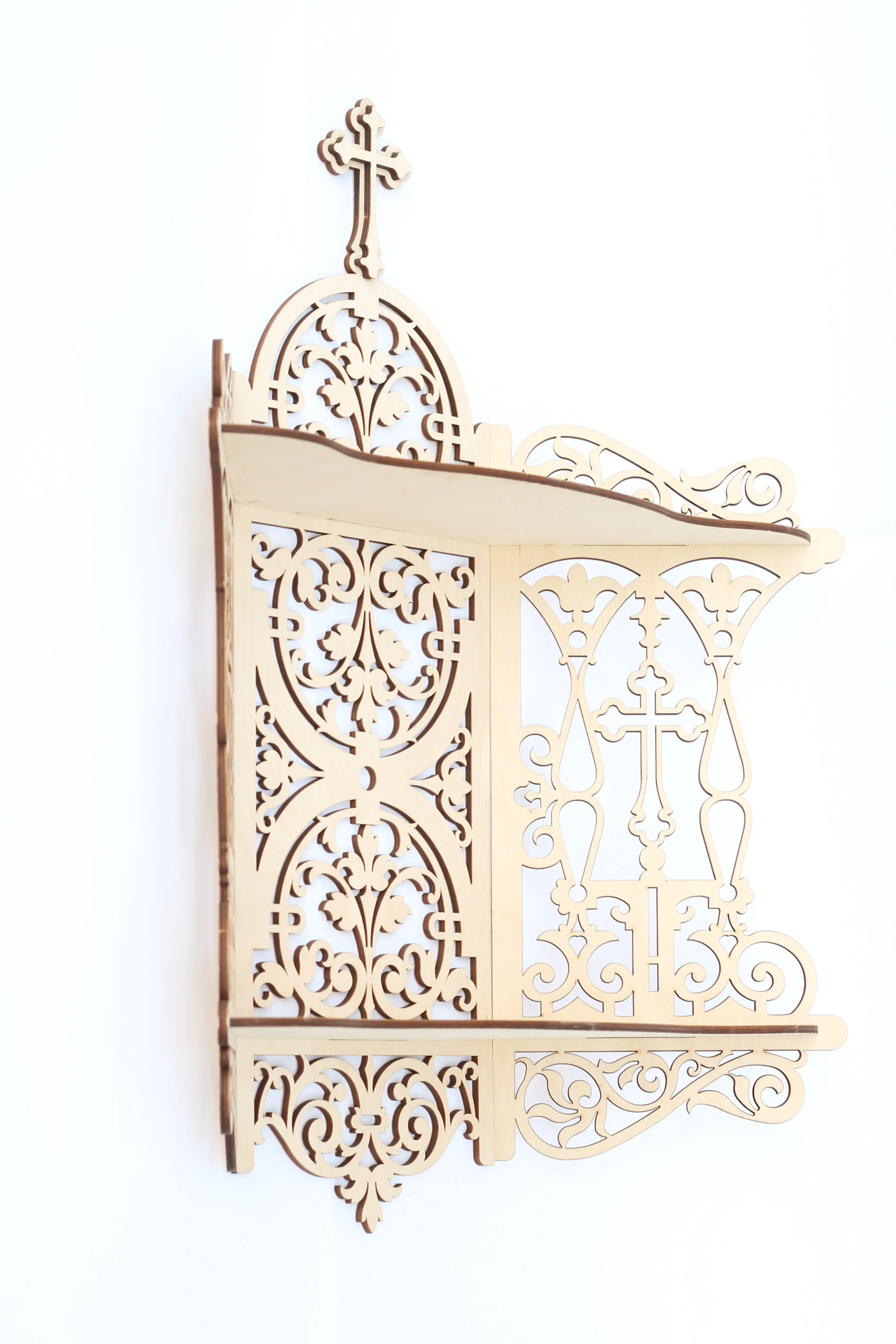 Иконостас для дома полка икон.иконостас угловой иконостас домашний красный