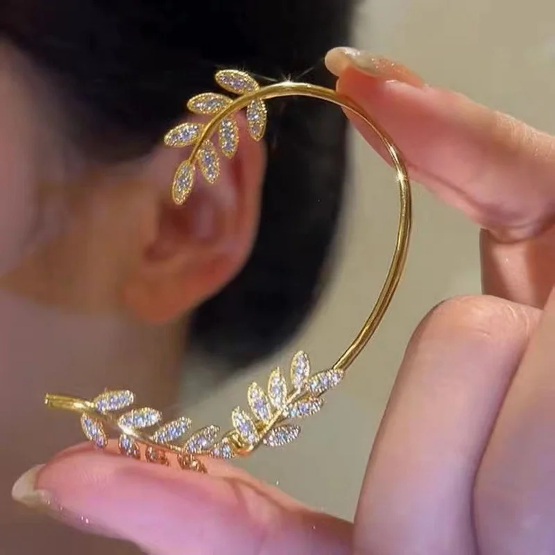 

Luxury Gold Plated Metal Sparkling Zircon Leaf Ear Cuff Clip Earring for Women Girls Ear Clips Fashion Wedding Party Jewelry