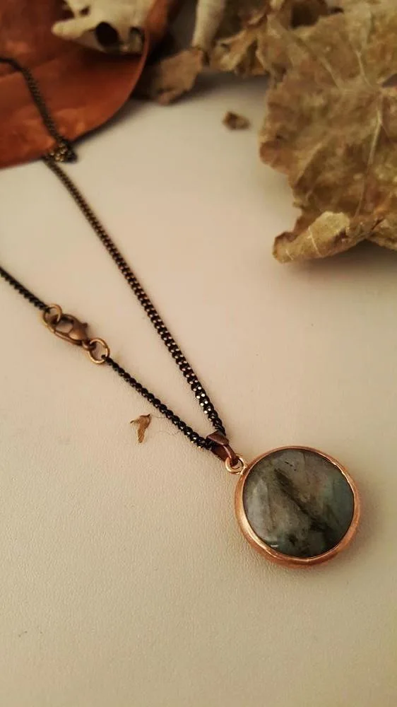 

Dr Stone Natural Stone Women labradorite Vintage Bronze Necklace Z121AR347 212169199