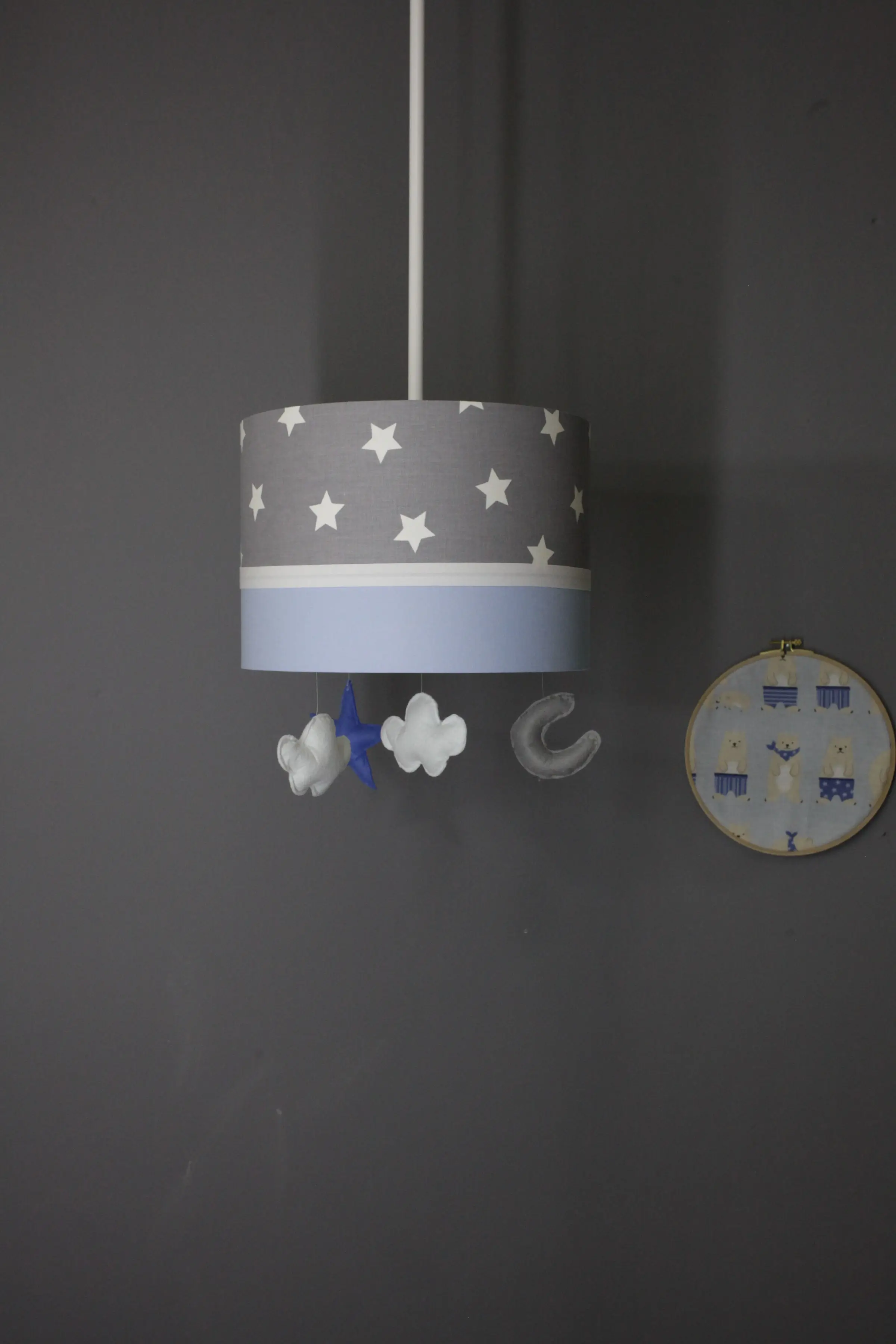 

Люстра для детской комнаты, со звездами, стильный дизайн, светильник для детской комнаты, дизайн 2020, полное фетровое украшение