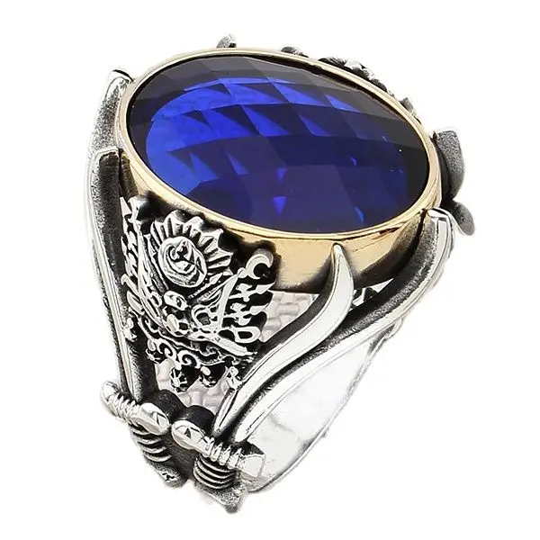 

Мужское кольцо из серебра 925 пробы с овальным синим Цирконом
