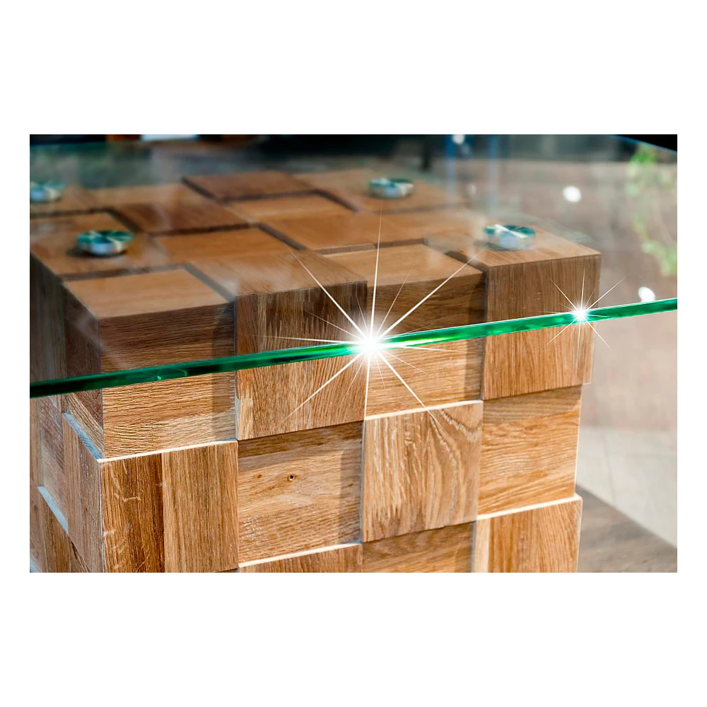 На столе стоит сплошной алюминиевый куб. Дуб крафт золотой мебель. На столе стоит сплошной алюминиевый куб. Монолитный куб из нержавейки 60 мм. На столе стоит сплошной алюминиевый куб.