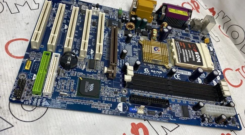 Материнская плата GIGABYTE GA-7VR Socket 462 | Компьютеры и офис