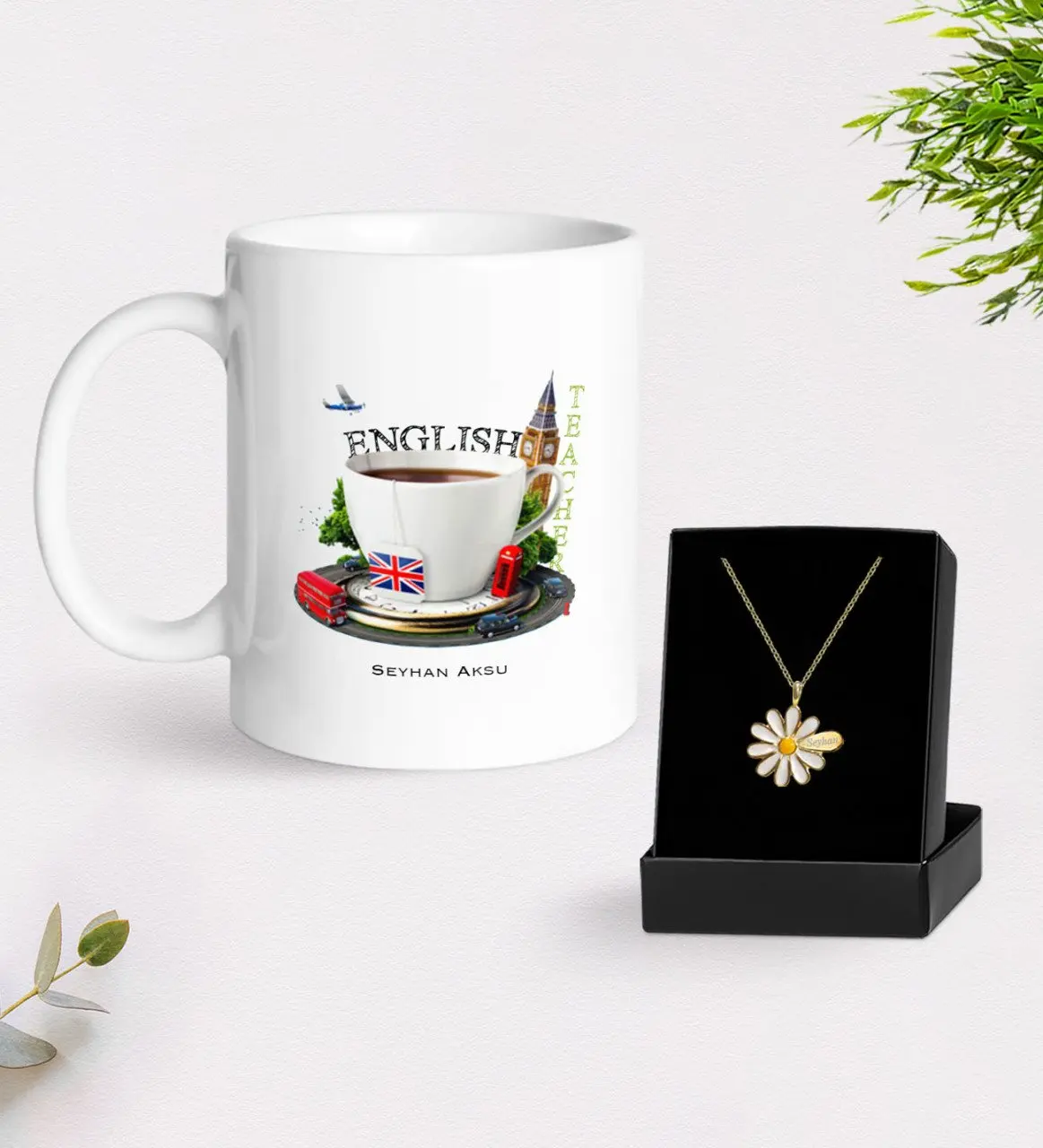 

Personalized English Teacher White Mug and Daisy Necklace Gift Seti-8