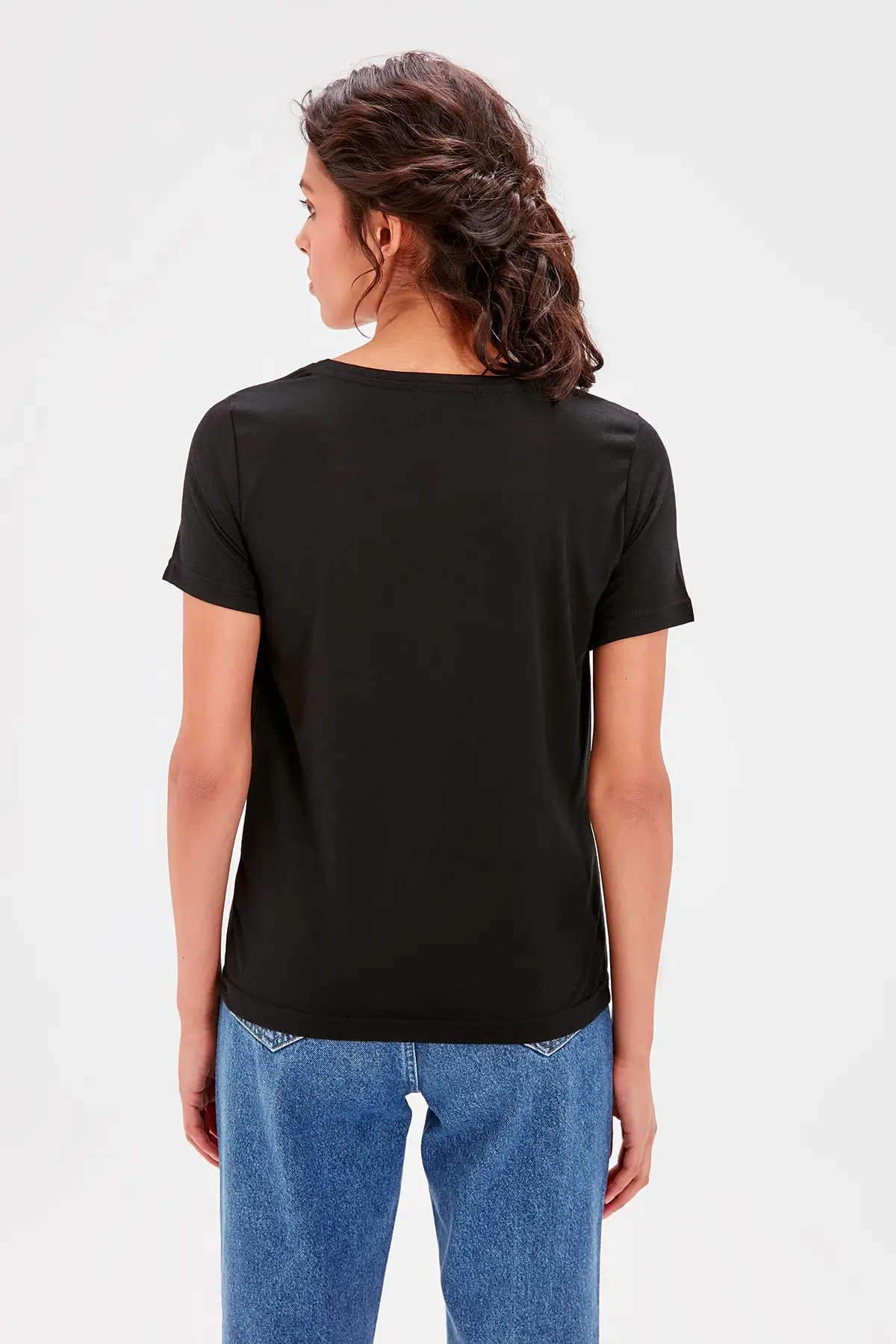 Черная трикотажная футболка с треугольным вырезом TWOSS19BO0063|Футболки| |