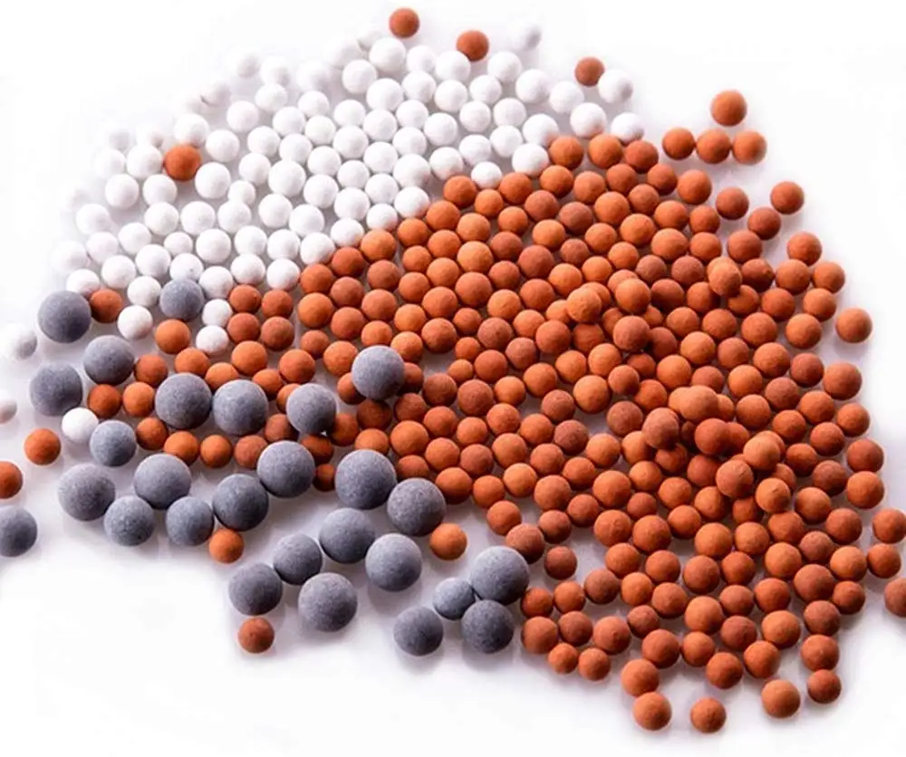 Шарик для душа с отрицательными ионами керамический фильтр энергосберегающий