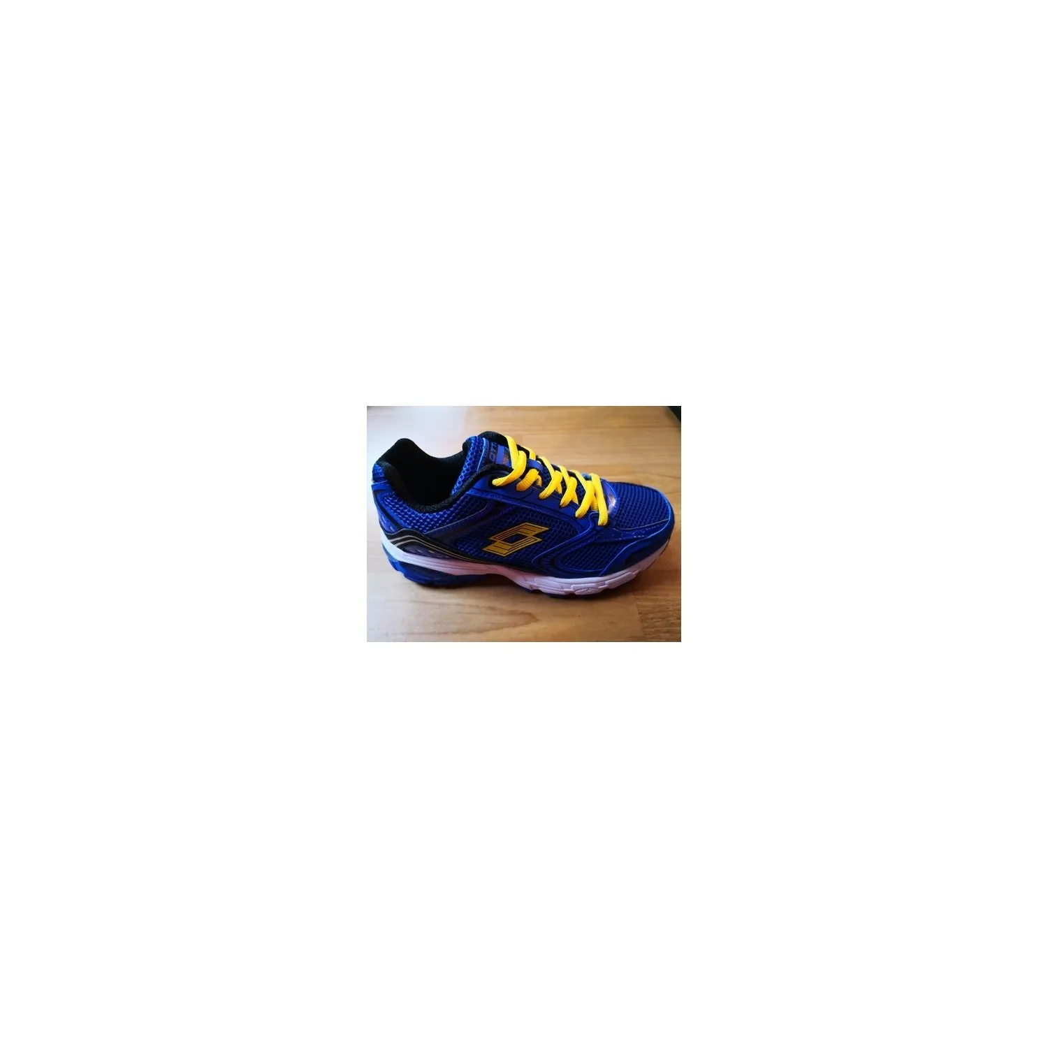 

Lotto R9454 Phoenix Jr Child Sport Shoes