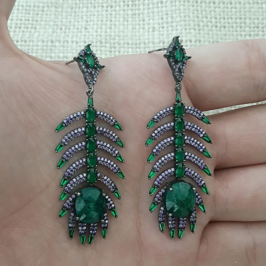

Женские серебряные серьги, длинные серьги-гвоздики с зеленым камнем, 925