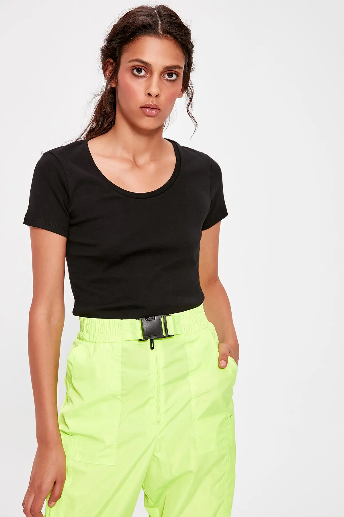 Черная трикотажная футболка с воротником для бассейна | Женская одежда