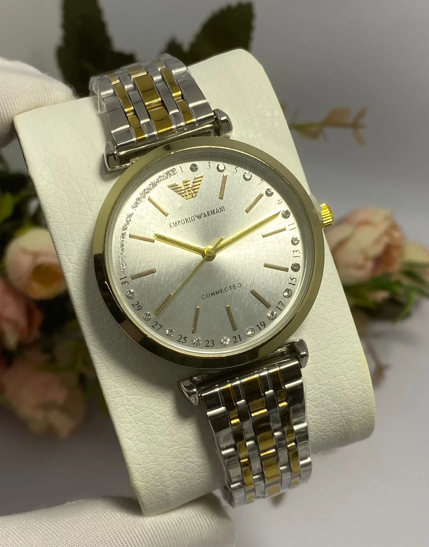 Наручные кварцевые часы |