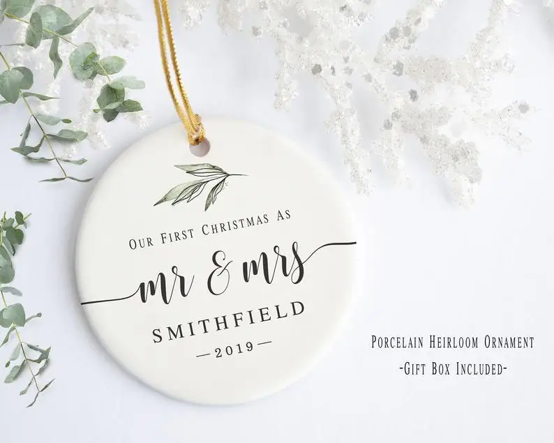 

Наш первый Рождественский Свадебный орнамент-первое Рождество как Mr и Mrs-персонализированный свадебный подарок