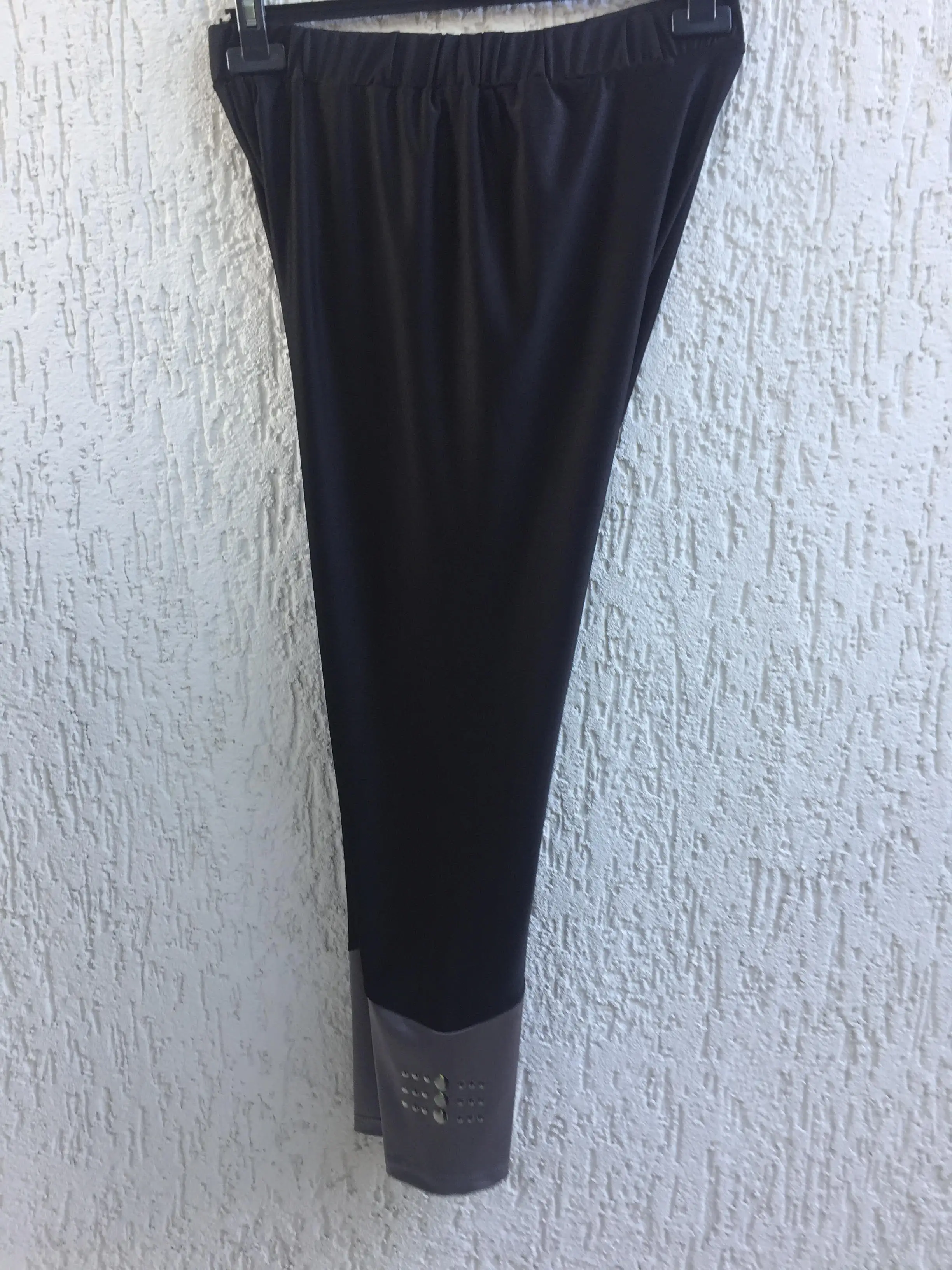 

DOLCEBELLA ACCESSORIZED LEGGING