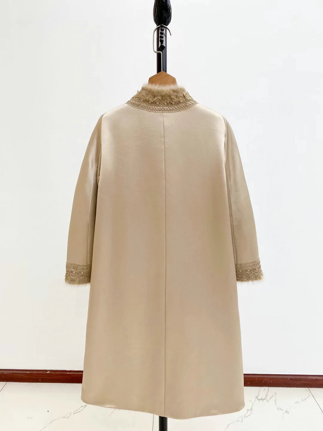 2022 New Fashion Long Fur Coats Women Artificial Fur Coat Thick Warm Winter Coat Faux Fur Outerwear winter women coat