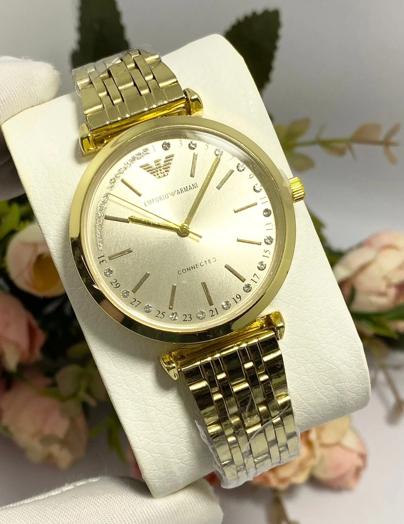 Наручные кварцевые часы |