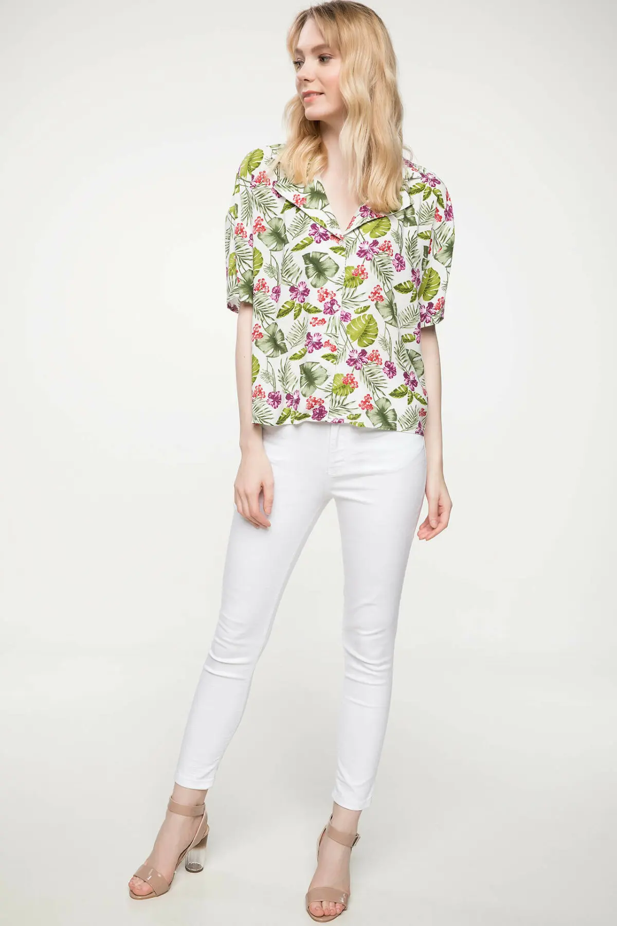 Женская Повседневная рубашка DeFacto с коротким рукавом и принтом высокого качества