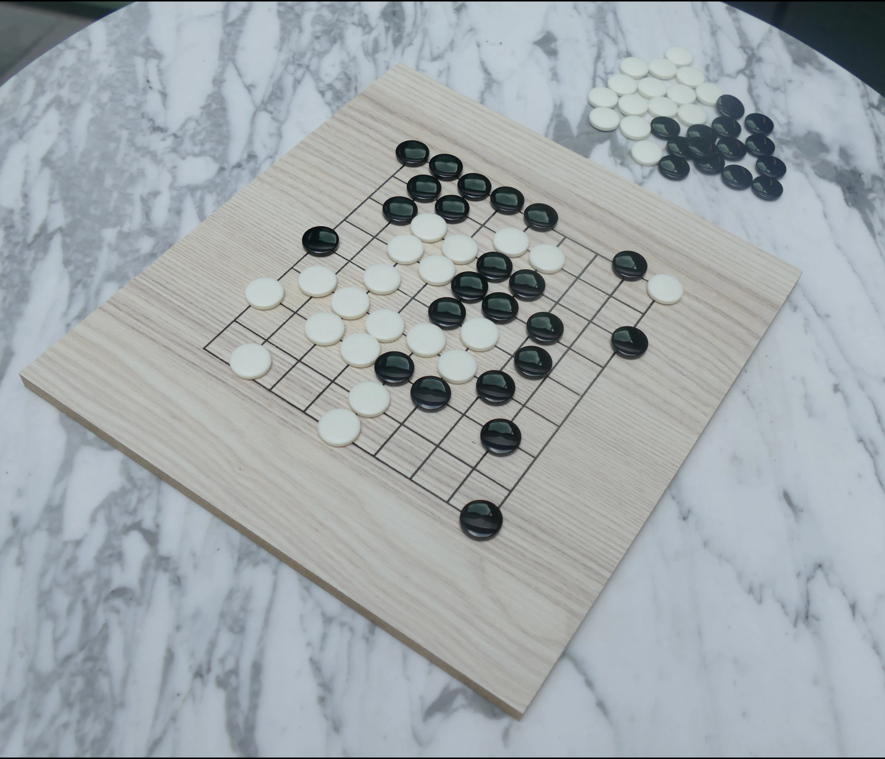 GO 13x13 Strategy Game - Melamine Faced MDF Board (21x22.5 cm) 15mm ABS 32 white and black pieces | Игрушки и хобби