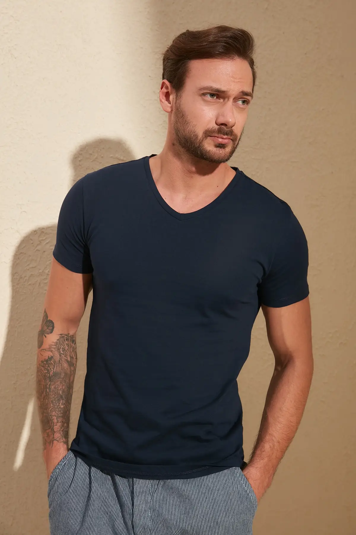 Зеленая Базовая Мужская футболка с головой утки хлопковая Футболка v-образным