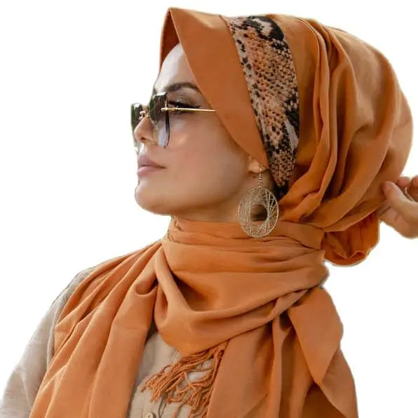 

New Season Turkey-Arab Islamic Turban Feather Leopard Color Muslim Headscarf Draped Flowy Hat Shawl Scarf Muslim Hijab Straight Pattern Comfortable Use Does Not Sweat Luxury Fashion Elegant Design Cotton Tre