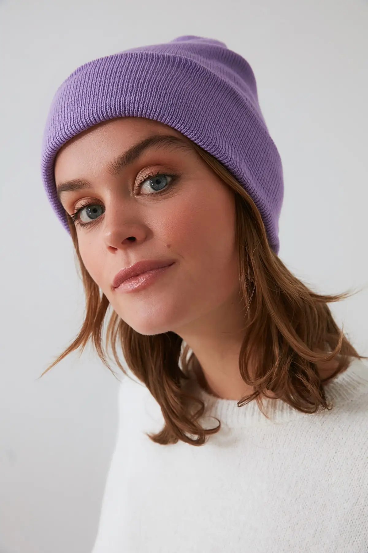 Берет сиреневый с верблюдом 2 фута |