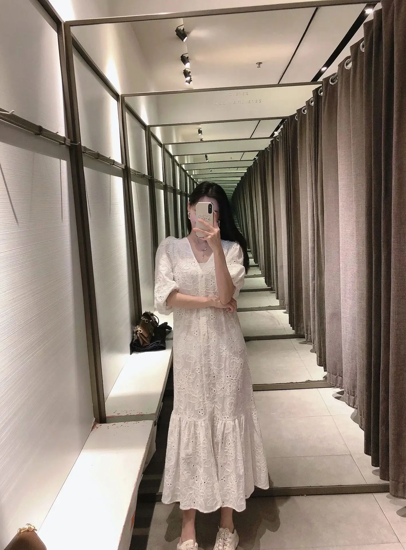 

Lantern Sleeve Embroidery Hollow Out Half Sleeve V-Neck Fashion Casual Summer Maxi Dress