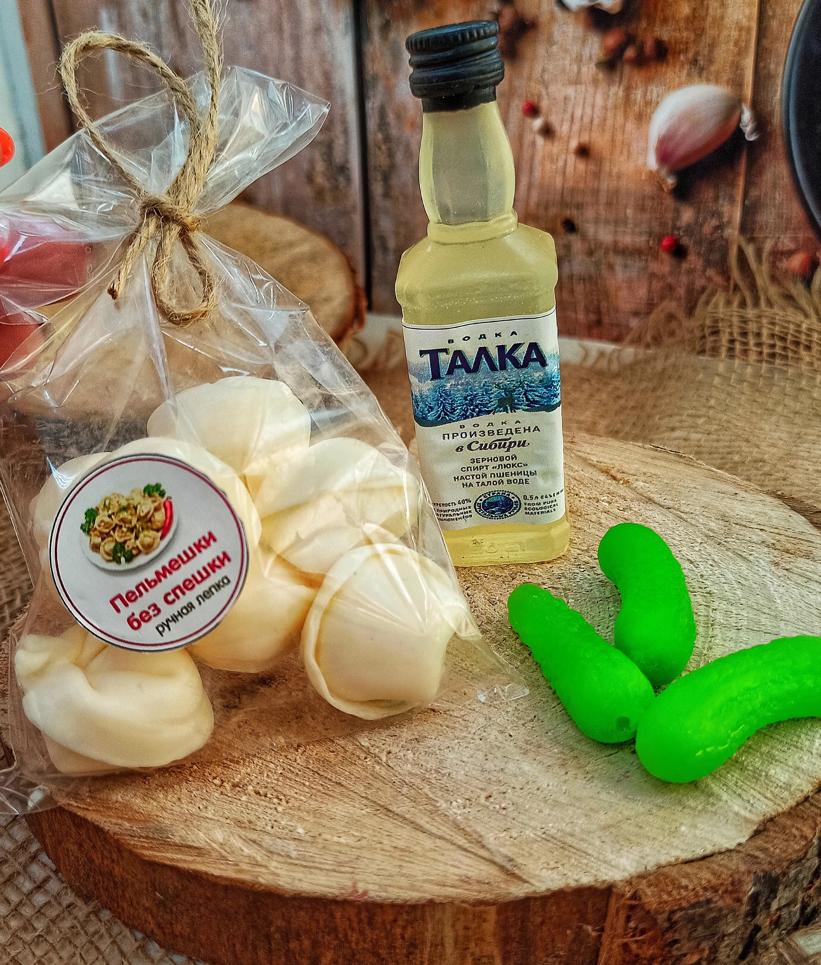 мыло ручной работы в форме пельменей и бутылочки / сувенирное прикольный подарок