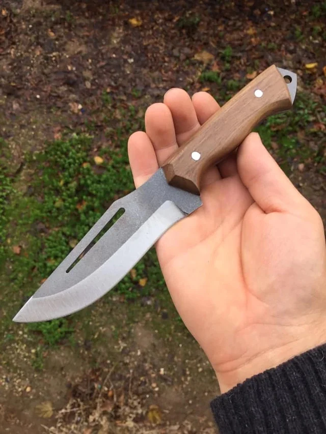 

Commando Knife Hunting Camping Knife Forged Steel Handmade Channel 4117 414118392