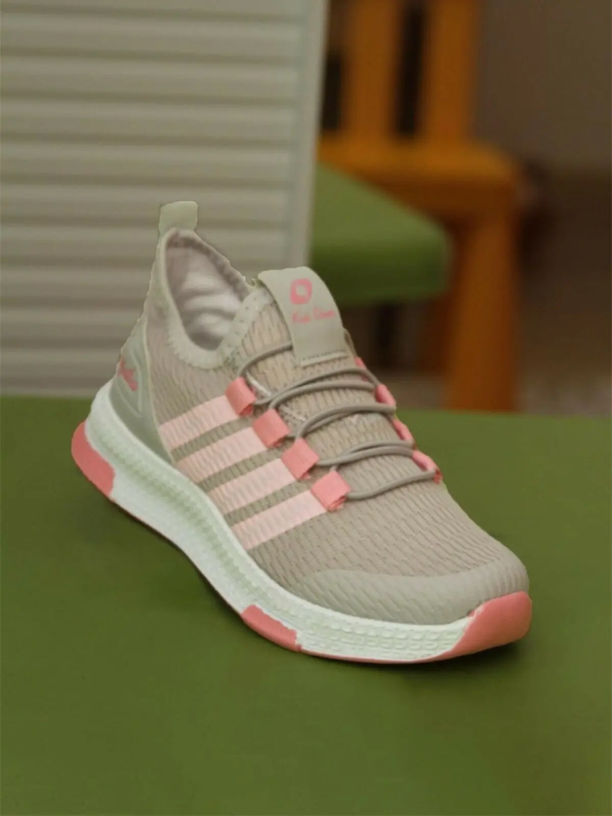 

LETAO Seasonal Female Child Silver Pink Wheel Sports Daily Walking Sneaker Shoes
