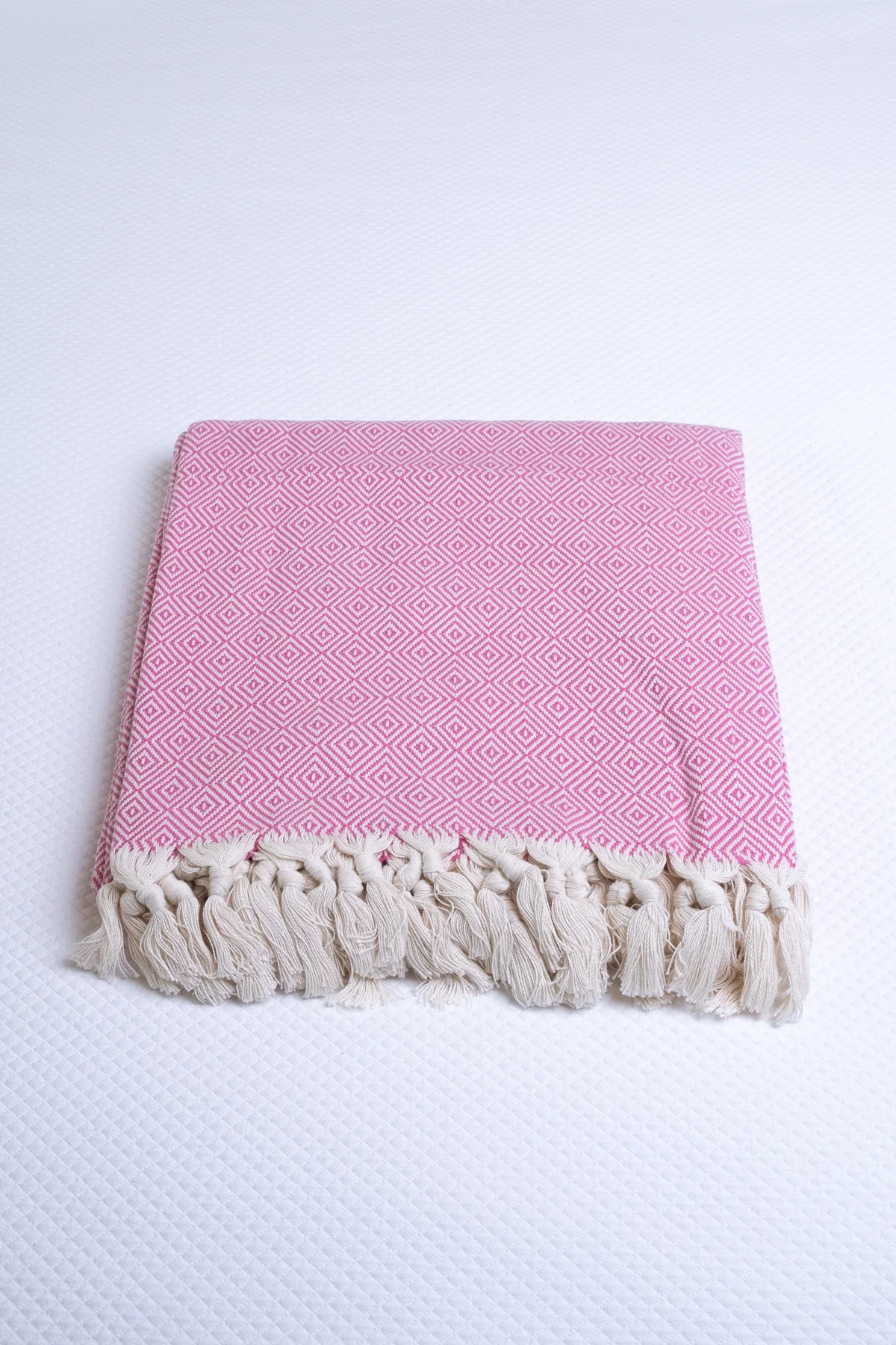

Luxury Pre-Wash %100 Turkish Cotton Diamond Model, Fisrt Person Pink Blanket
