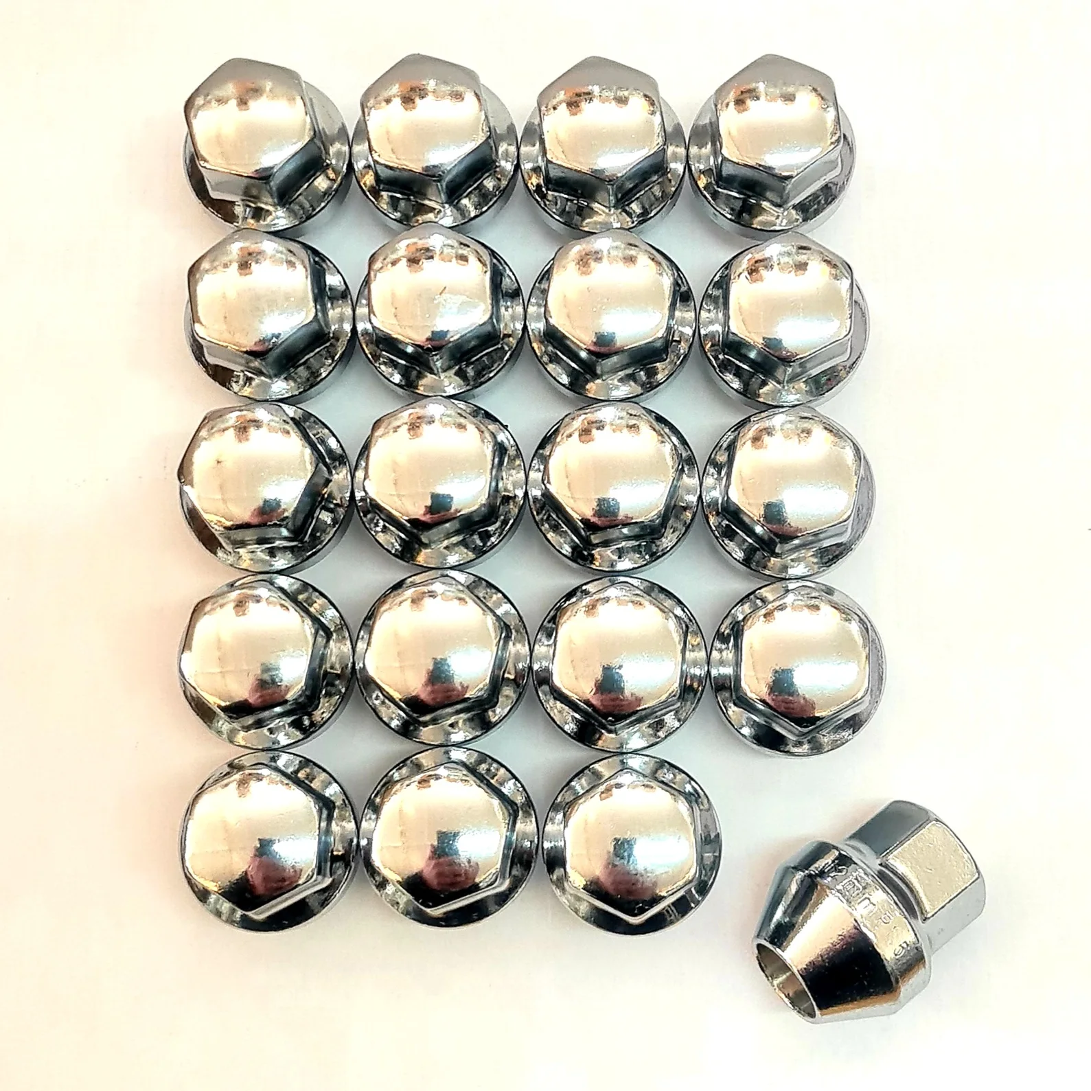 Колесные гайки для Ford М12х1.5 оригинальных дисков | Гайки и болты