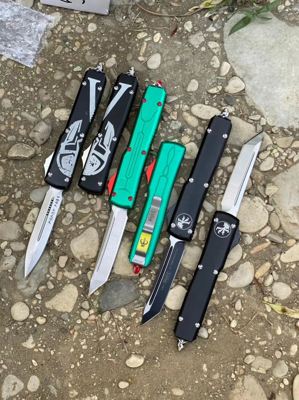 Нож Microtech фронтально выкидной из стали D2 | Инструменты