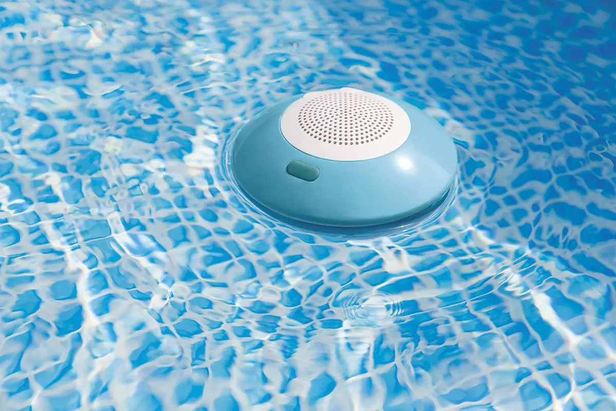 Bluetooth speaker Intex floating with LED light |