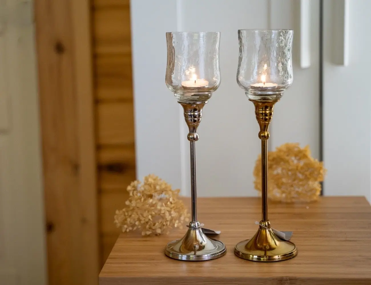 Стеклянный подсвечник бокал. Подсвечник-бокал на ножке. Бокал подсвечник. Подсвечник стеклянный фужер. Бокал подсвечник.