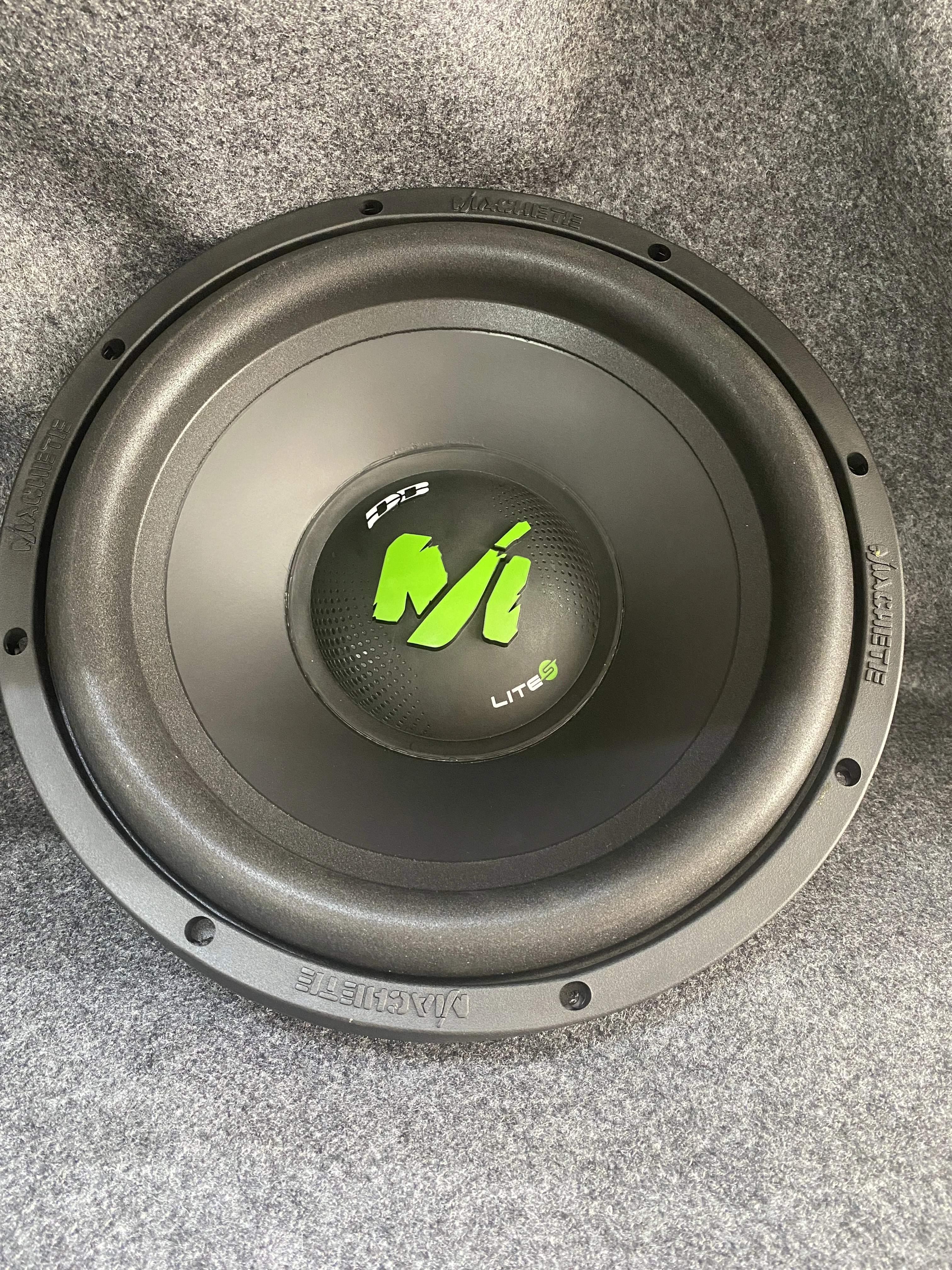 Сабвуфер DEAF BONCE Machete Lite ML-12S D2 / 2+2 Ом 300/600 Вт |