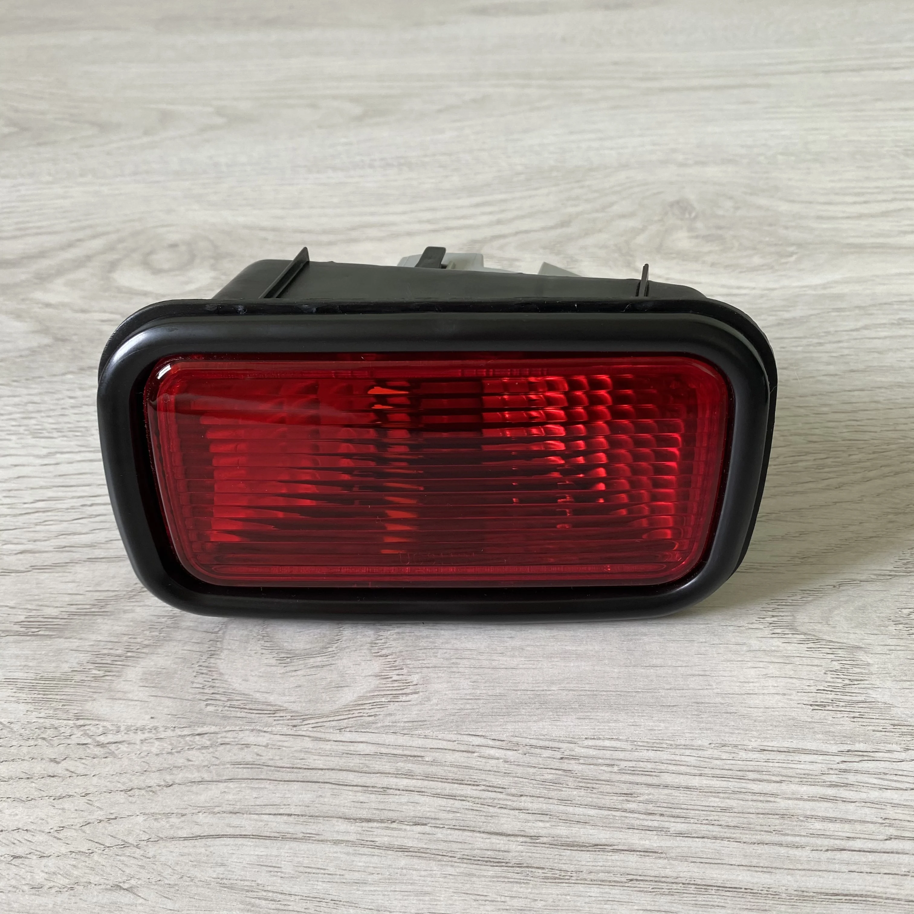 Фонарь в задний бампер с рамкой Mitsubishi Lancer IX 2003 2007| |