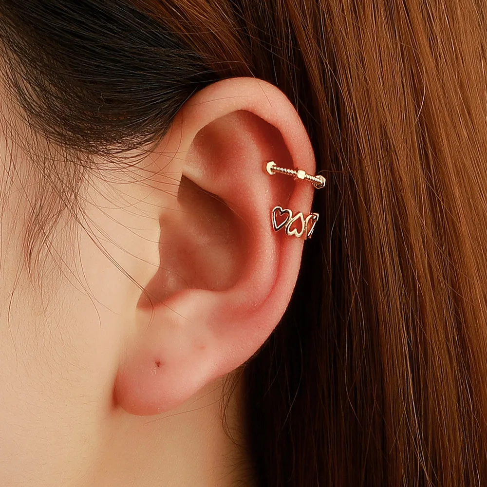 

1 Pcs Vintage C-Shaped Ear Cuff Non Pierced Clip Gold Earcuffs Earrings for Women Trendy Punk Carved Hollow Clip Ear Gift Party