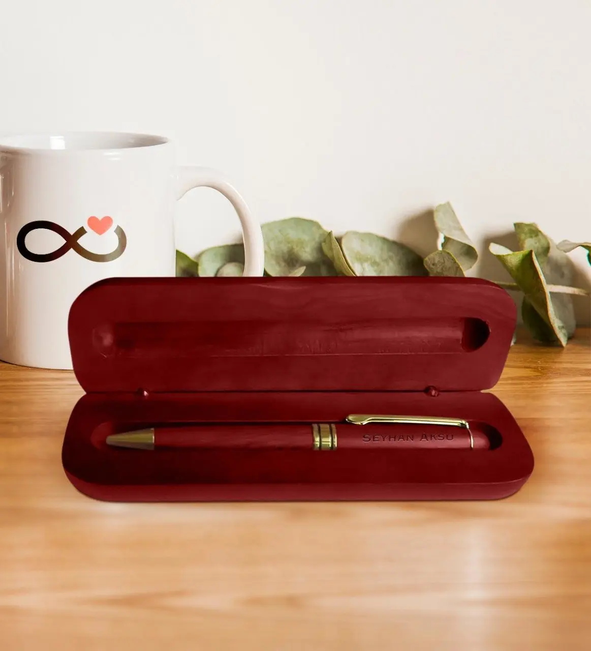 

Personalized Boxed Luxury Wooden Ballpoint Pen Set (Burgundy Wood)