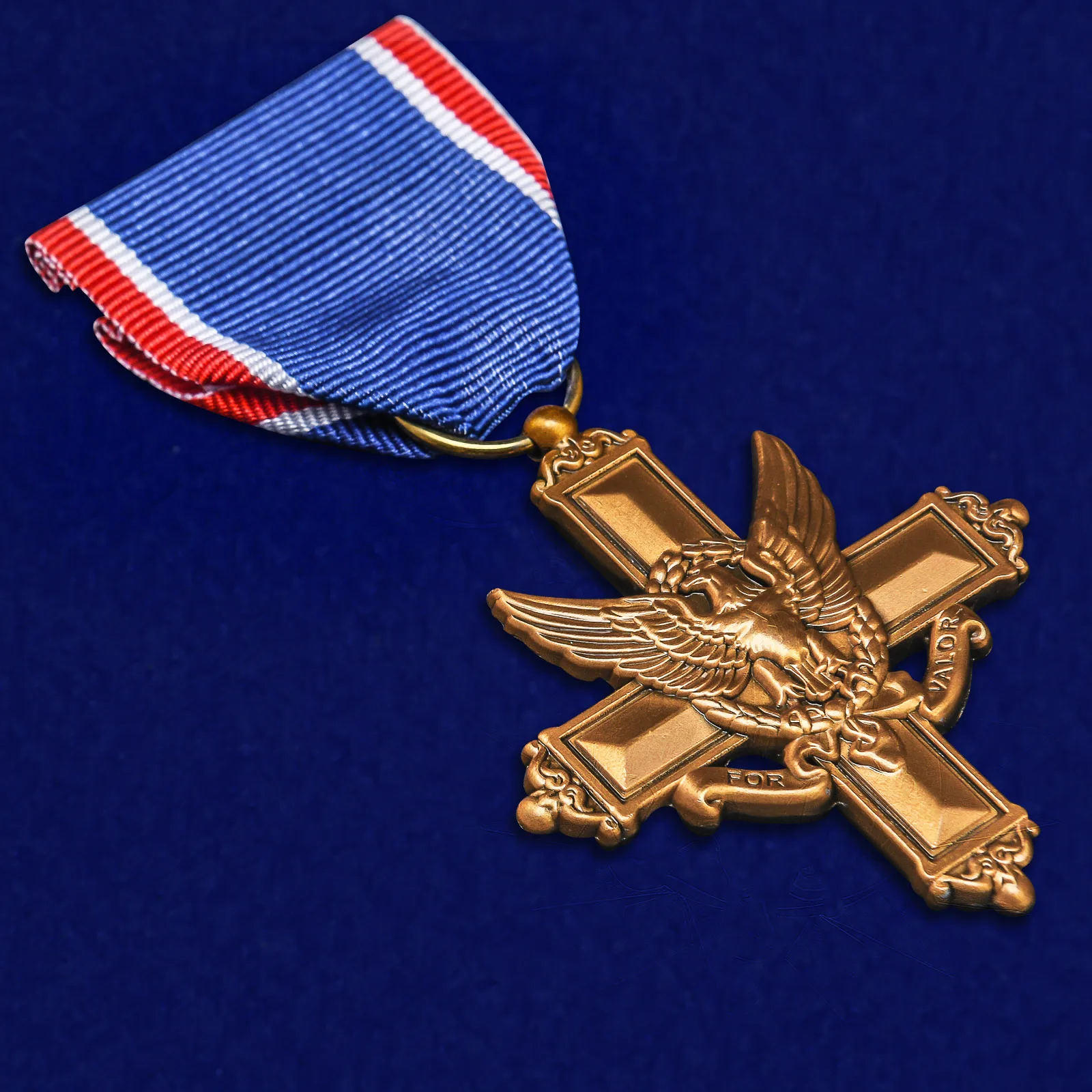 Орден Крест &quotЗа выдающиеся заслуги&quot (Distinguished Service Cross) США реплика| |