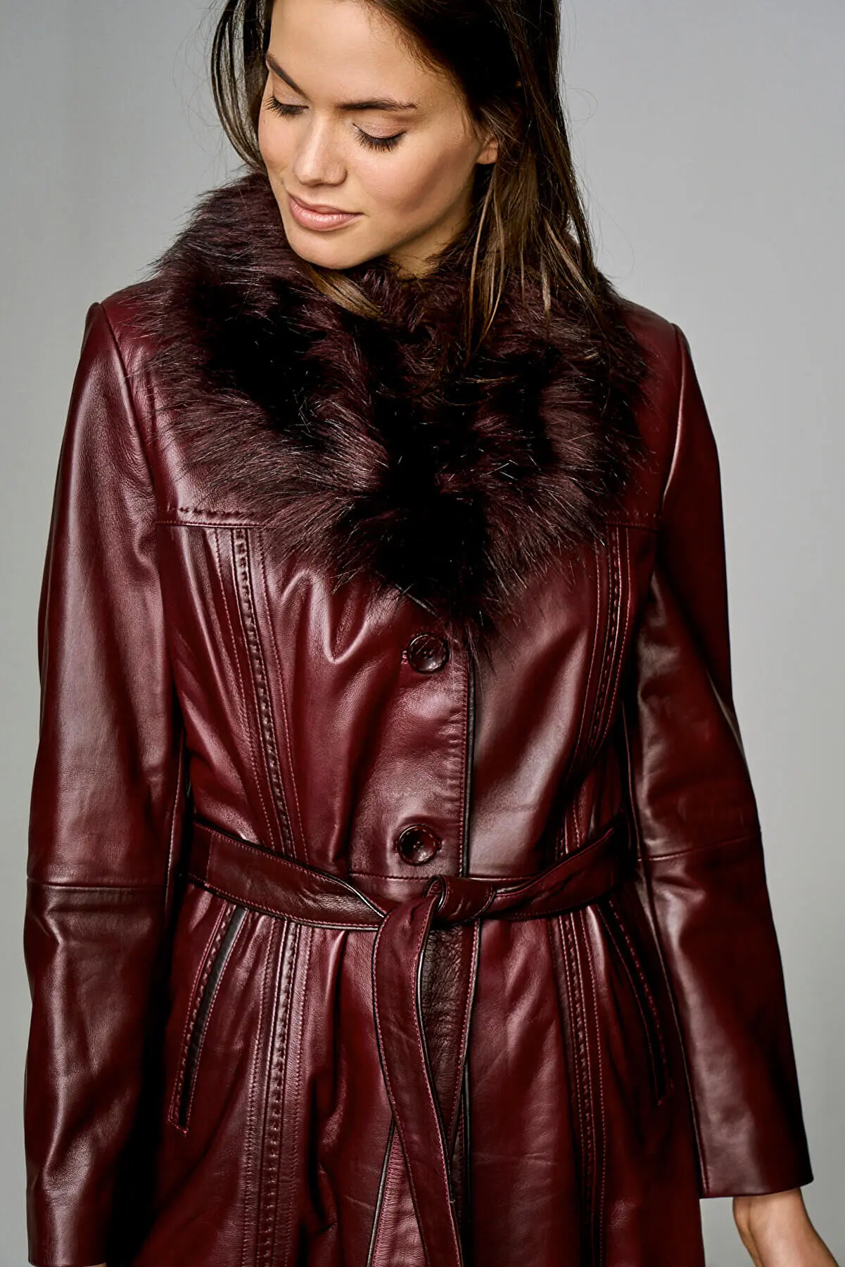 Рисунок 2 - Женская байкерская куртка из натуральной овечьей кожи