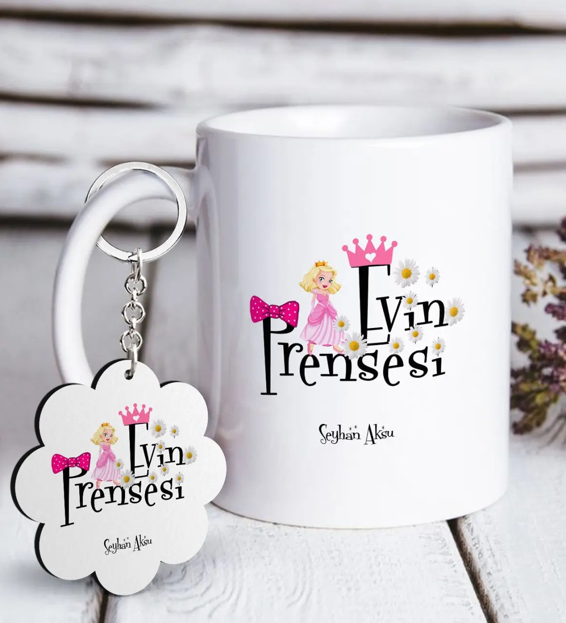 

Personalized House Princess White Mug and Keychain Gift Seti-3