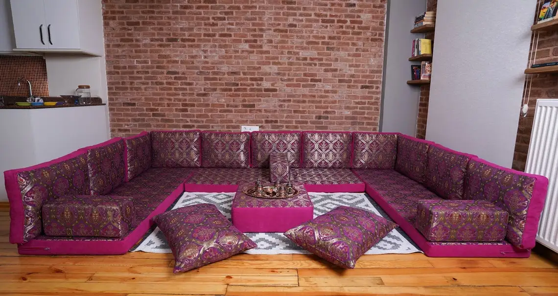 Juego de sofá Rosa hecho a mano, Majlis Jalsa árabe, cojines de suelo, sofá de suelo, sofás de jardín, sofá estampado tradicional