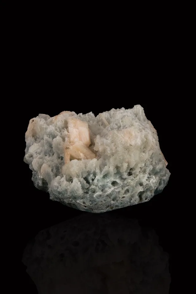 

Apofilit and stilbit dekorluk mineral 182989671