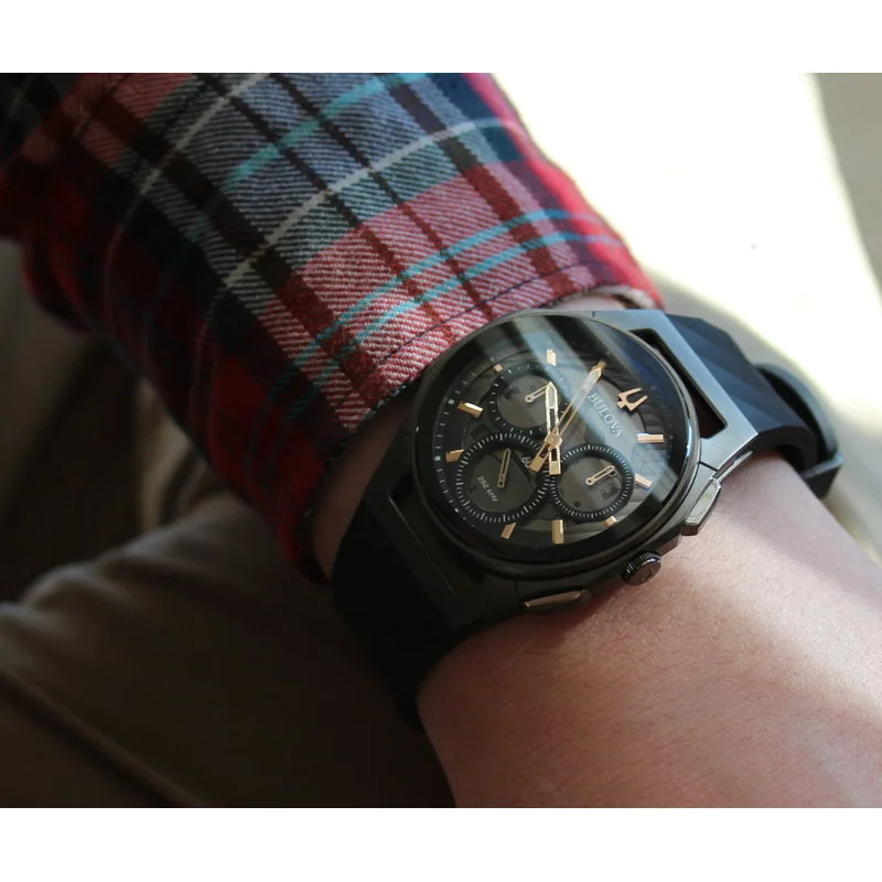 Наручные часы Bulova 98A162 мужские с кварцевым хронографом на пластиковом