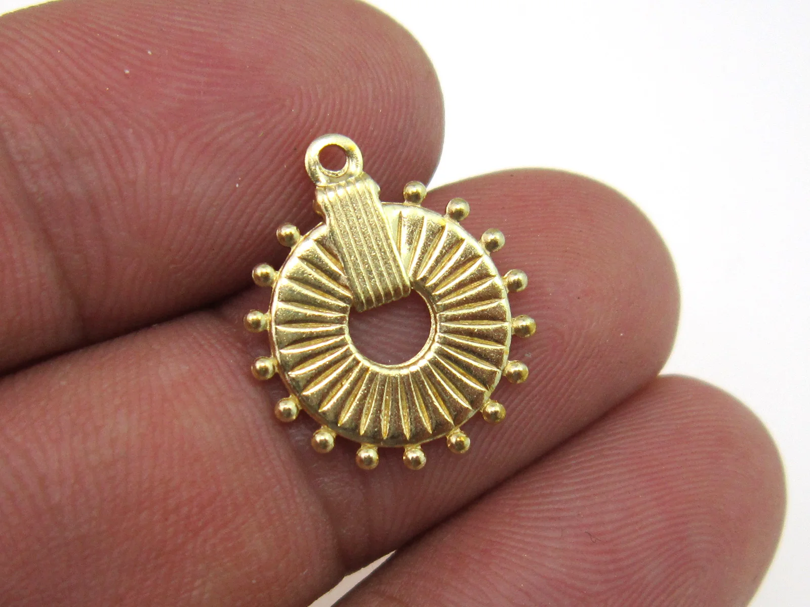

Brass sun charm Hammered brass tribal pendant 17.7x15x1mm Brass findings -10pcs R1557