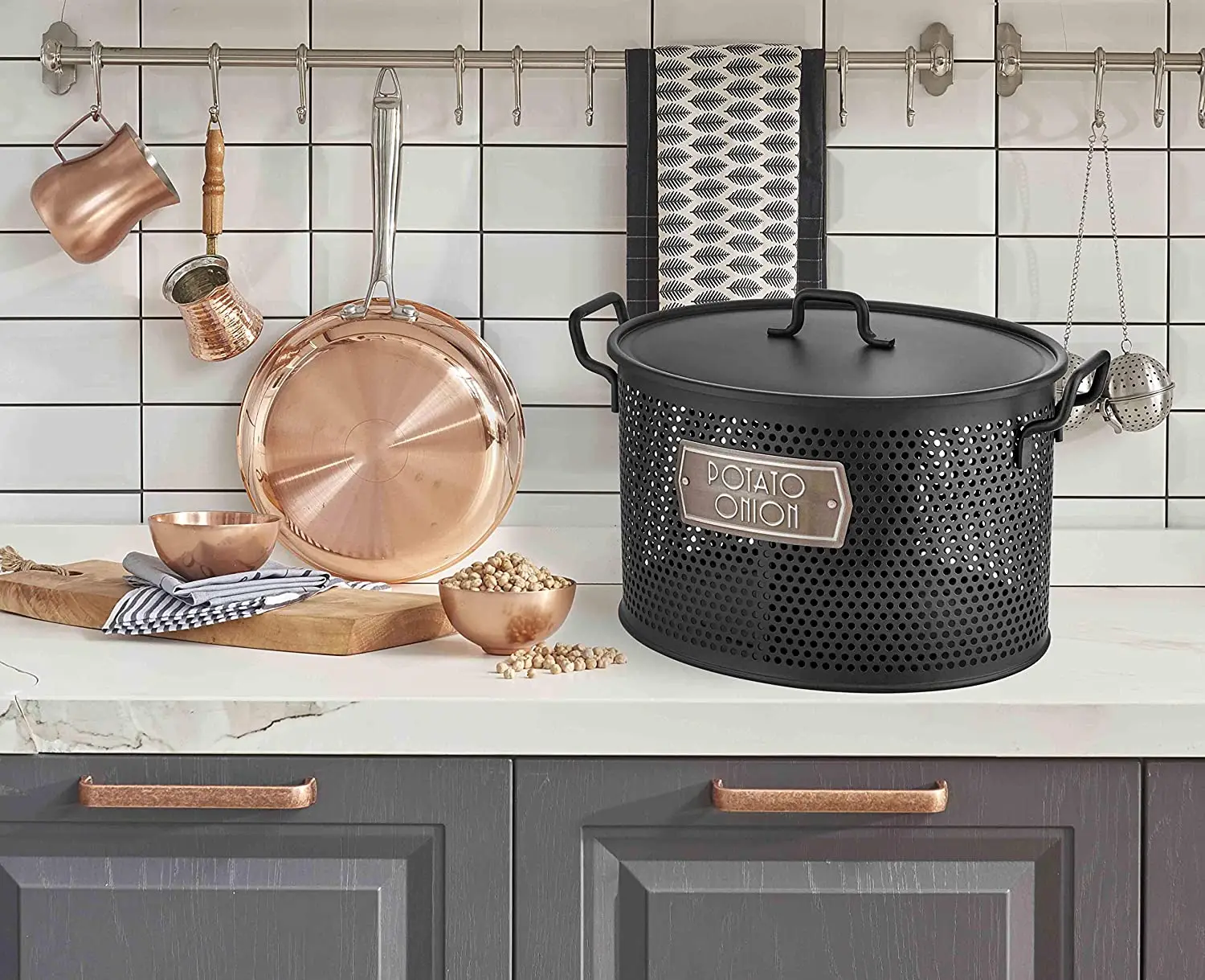 

The CBD Potato & Onion Storage Container with 2 Chambers - Black GLV0661