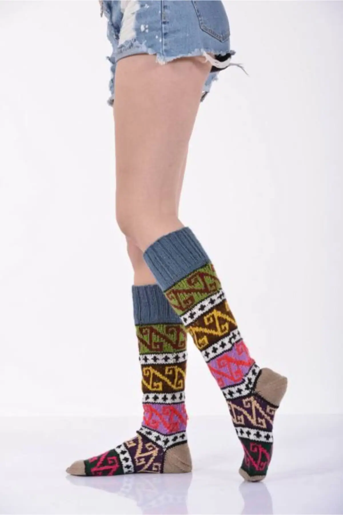 Шерстяные носки ручной вязки теплые длинные для женщин с этническим узором Anatolian