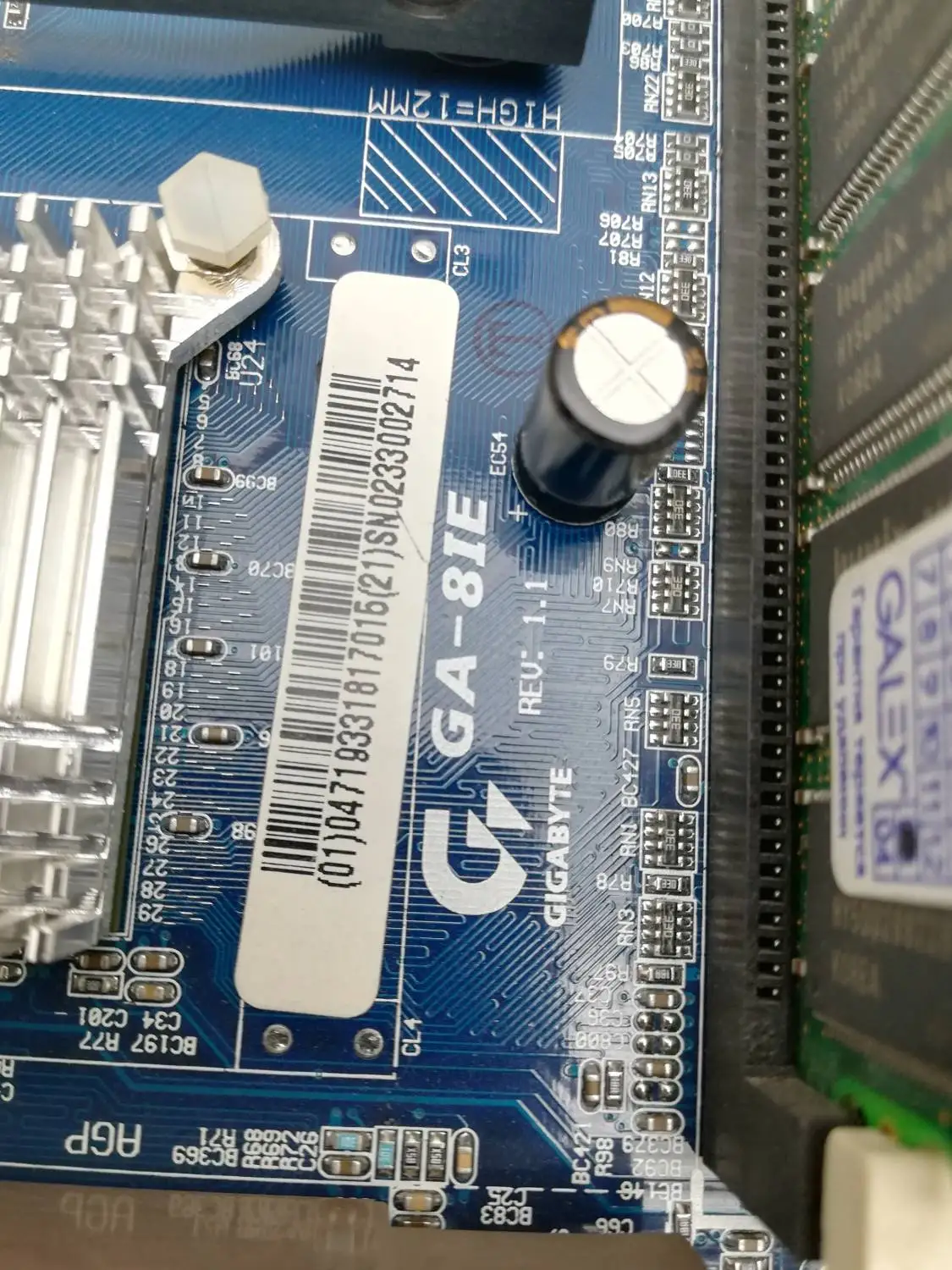 Материнская плата GIGABYTE GA-8IE Socket 478 | Компьютеры и офис