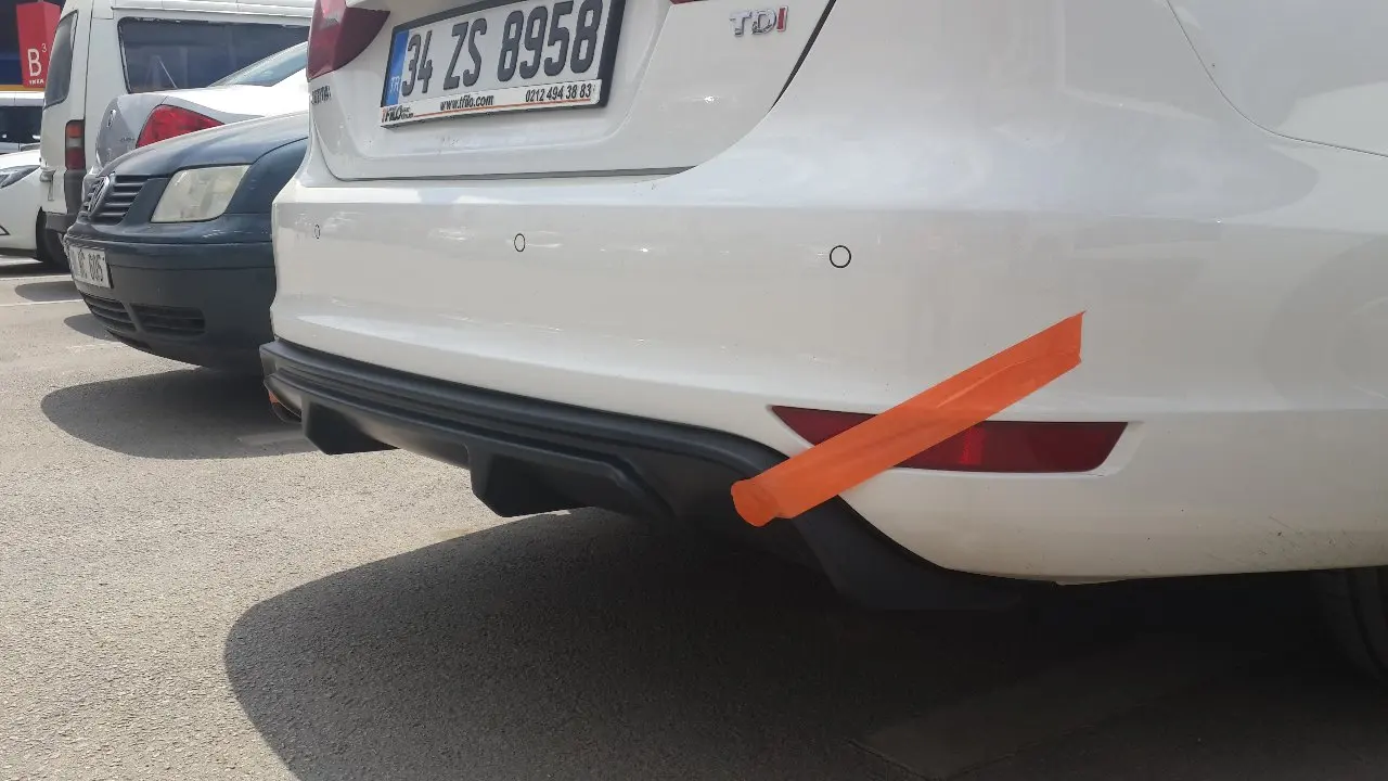 

VW Jetta MK6 для спортивного заднего хвоста 2010 - 2017 Jetta R для губ из пластика