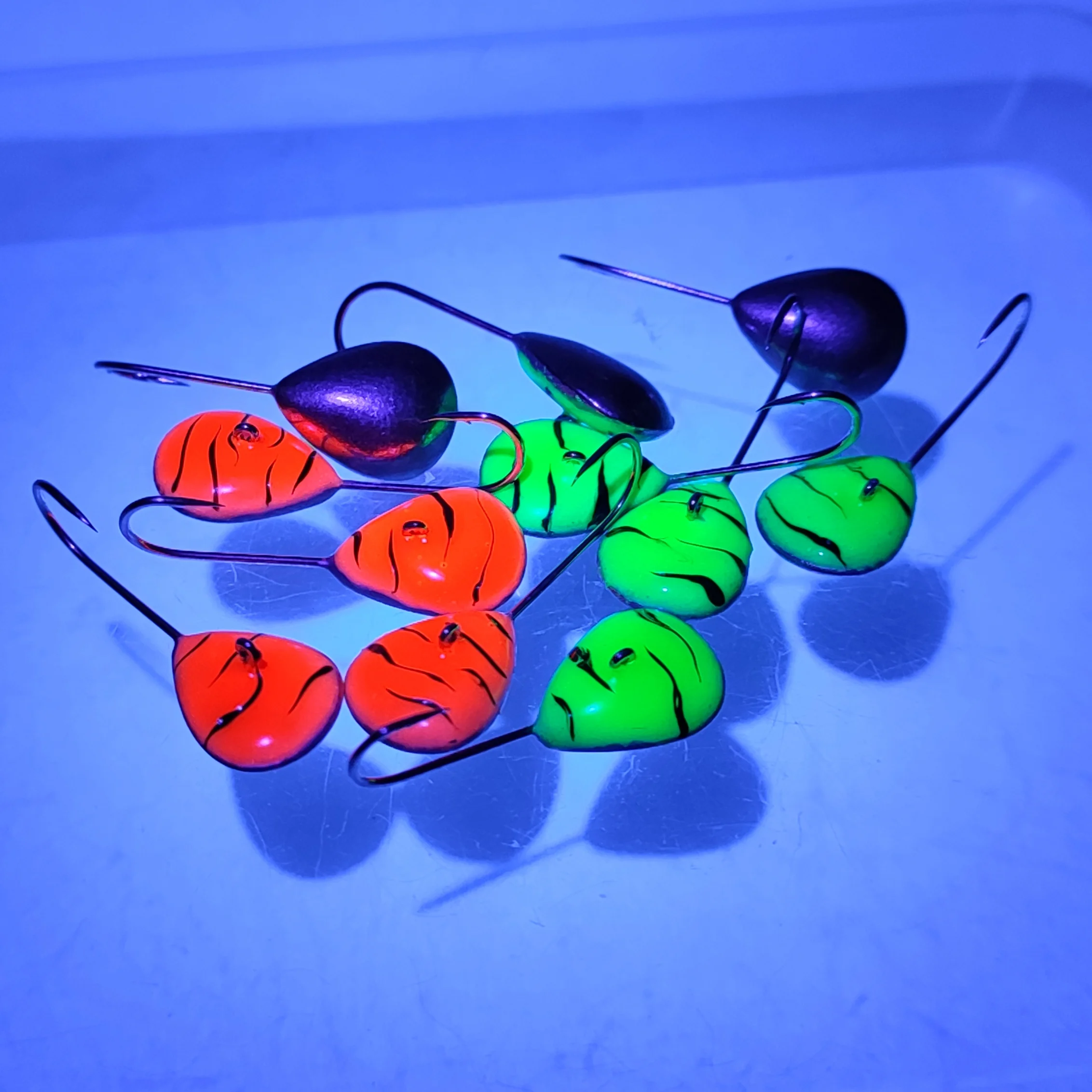 УФ-Гель NEON (смола) 5мл. Насыщенный цвет. Для создания нахлыстовых мушек и мормышек.