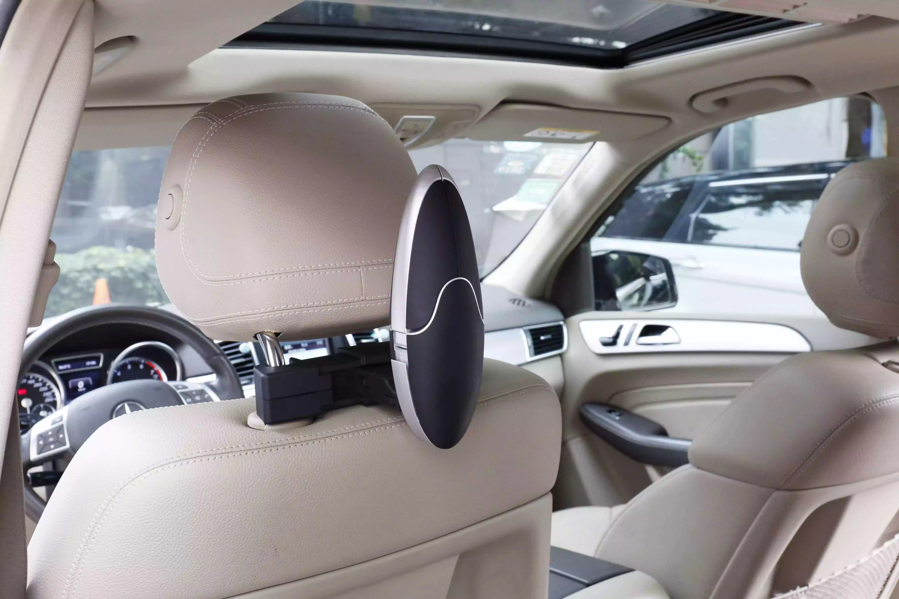 

Car Coat Hanger Car ABS Seat Back Clip Clothes Suit Jacket Slip Hanger Fashion Car Vehicle Fastener Back Seat Coat Hanger